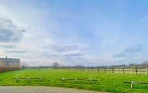 Photo 13- click for photo gallery